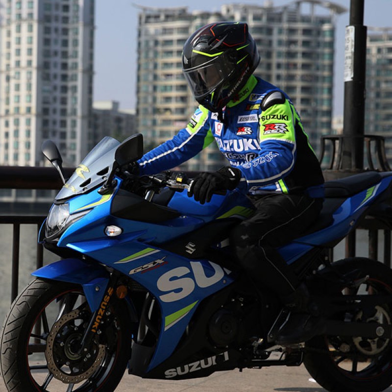 HIT-AIR SUZUKI バイクジャケット ブラック/ブルー エアバッグジャケット・ベスト | バイク用製品 | ヒットエアー